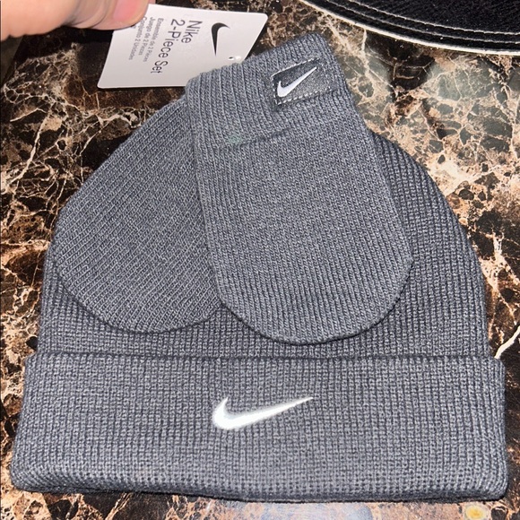 Nike Charcoal Knit Beanie and Mittens - Picture 3 of 3
